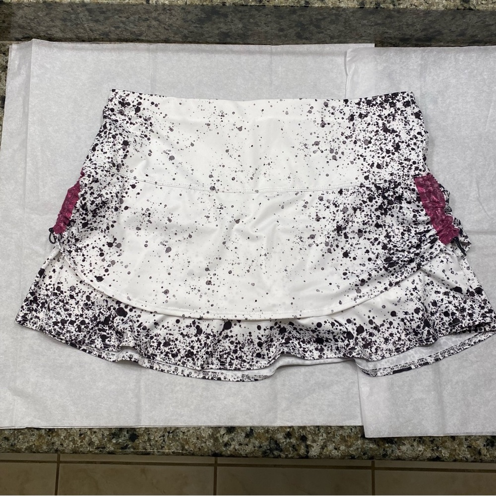 Lucky in Love tennis skirt size L white/black/purple